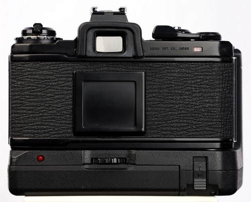 Pentax ME Black 35mm Film SLR +Winder, smc M 35-70mm, 80-200mm Lens &PE-202S Kit - Picture 12 of 13