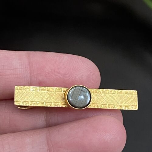 Vintage 14K Gold Greek Edge Textured Gray Moon Glow Stone Center Tie Clip 4.3g