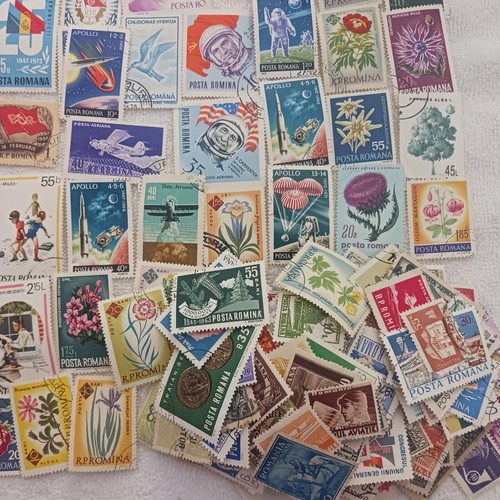 ROMANIA - LOT OF HUNDREDS OF STAMPS - MH & USED #56 - Picture 7 of 7