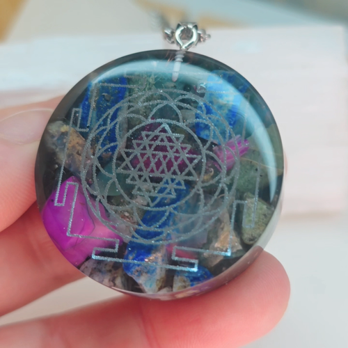 SRI YANTRA Custom Orgone Energy +50 crystals. Prosperity, Spiritual growth. - Video 1 of 1