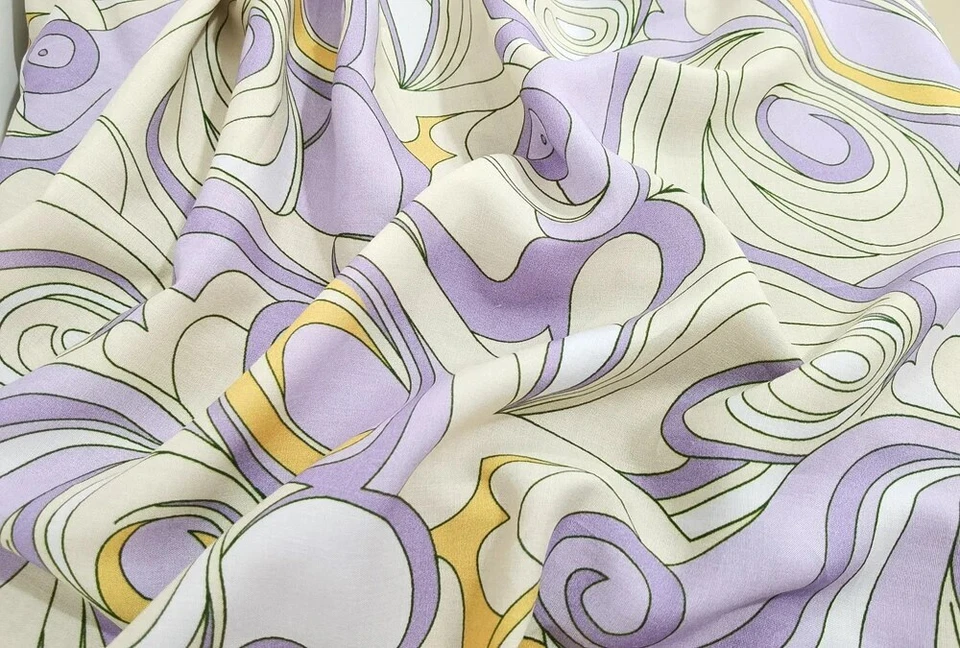 Tela de vestir de retazos geométricos de 55"" por yardas material de viscosa suave Foto 2 de 4