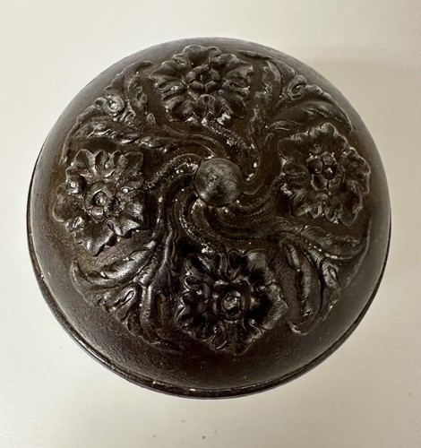 Antique Victorian Ornate Cast Iron Door Knob
