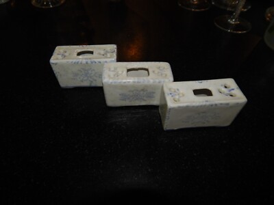 FAIENCE HAND PAINTED BLUE & WHITE BRICK BUD w/ FROG FLOWER VNTG PORTUGAL EX COND