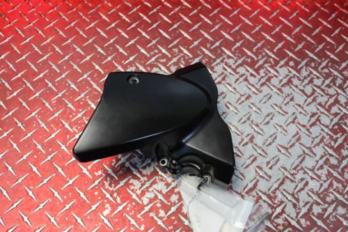 2018 - 2023 KAWASAKI Z900RS CAFE OEM SPROCKET COVER LIGHT MARKS Z9RS - Picture 2 of 8