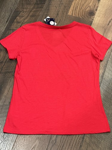 Philadelphia Phillies MLB Women's G-III 4Her by Carl Banks Red V-Neck Shirt NWT - Picture 8 of 9