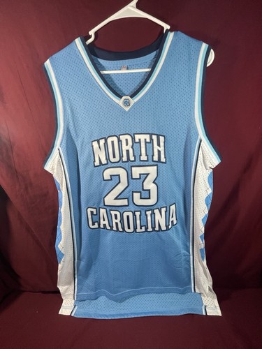 Camiseta deportiva de baloncesto azul North Carolina Tar Heels NCAA Michael Jordan #23 mediana - Imagen 1 de 4