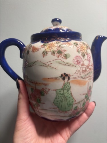 Antique Hand Painted Made In Japan Tea Pot - Picture 6 of 10
