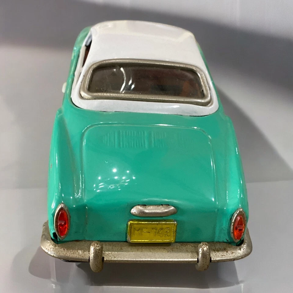 1970-е 1960-е оловянный Volkswagen Kharm Ghia фрикционный автомобиль свалка Survivor 9,5 дюйма работает - Изображение 4 из 4