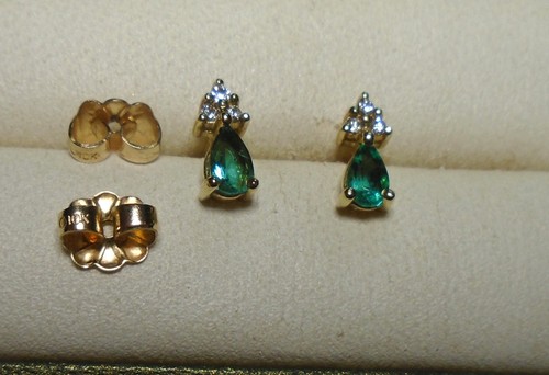 9ct gold Green Tourmaline & Diamond earrings - Picture 4 of 11