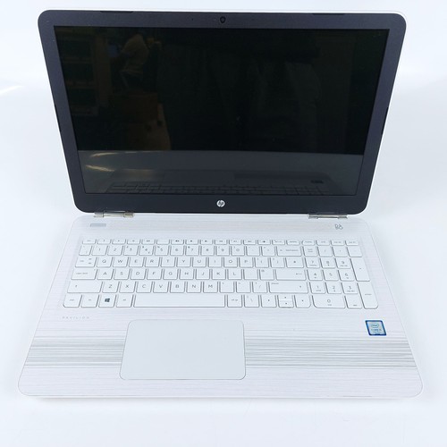 HP Pavilion 15-au181sa Laptop 15.6" HD i5-7200 8GB RAM 256GB SSD Win10 Pro (VG) - 第 7/15 張圖片