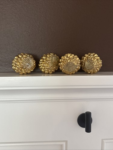 Vintage Dept 56 Place Cards Gold Pinecone (4) Christmas Dinner Party Xmas - Picture 9 of 15