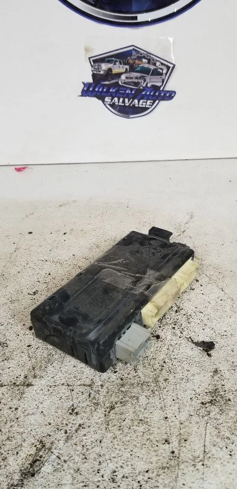 Chasis ECM Body Control BCM Above Guantera Se Adapta 00 SATURN L SERIES 1088599 Foto 2 de 2