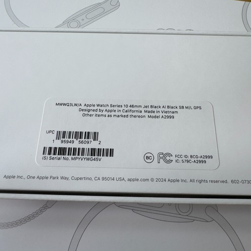 Apple Watch Series 10 46mm Jet Black Aluminium Schwarz Sportarmband M/L GPS Brandneu - Bild 5 von 7