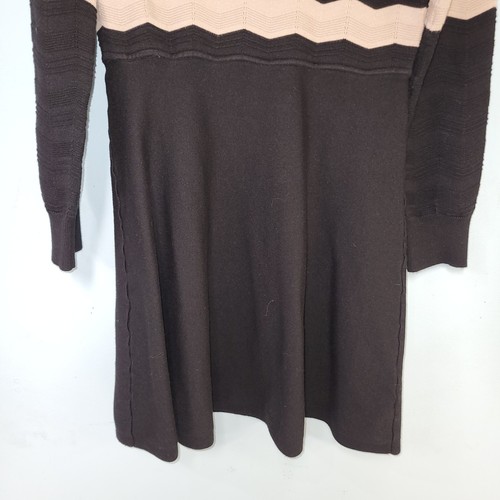 Vestido Vince Camuto Talla L Negro con Rosa, Tostado, Marrón, Borgoña Zig Zag Top Tejido - Imagen 4 de 7