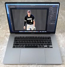 Apple MacBook Pro 16"  2019 16GB 1TB SSD 2.3GHz Intel 8-Core i9 Space Gray A2141