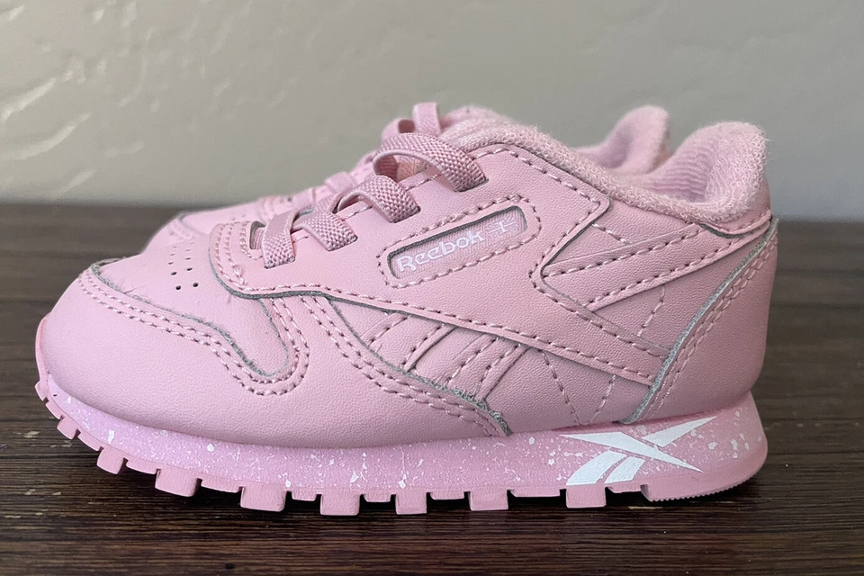 Zapatillas clásicas Reebok rosa niño talla 6 Foto 3 de 4