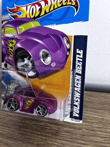 Hot Wheels 2011 Heat Fleet 12 Volkswagen Beetle (1/10) - Picture 3 of 4