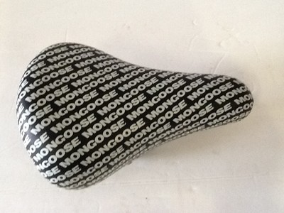 BLACK//WHITE//BLUE KIDS VINYL BIKE SEAT PART 495-2
