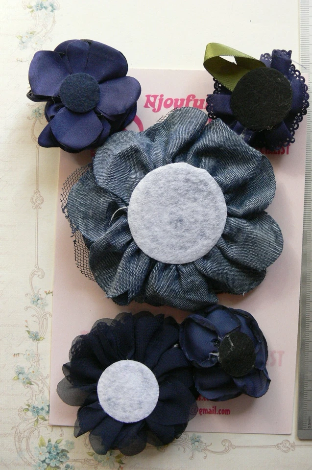 DENIM BLUE - Fabric Denim Lace Satin 5 Flower Pk 50-100mm NjoyfullCrafts H3 F — 第 4/4 张图片