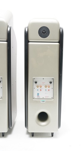 Revel Ultima Studio Floorstanding Speakers - Audiophile - Picture 19 of 22