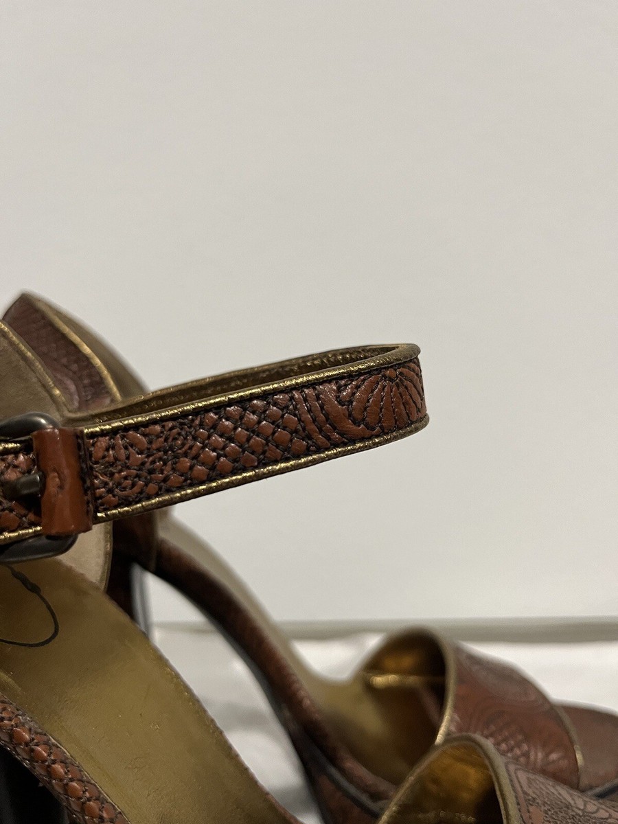 PRADA BROWN LEATHER FLORAL STITCHED EMBROIDERED PLATFORM PUMPS 40