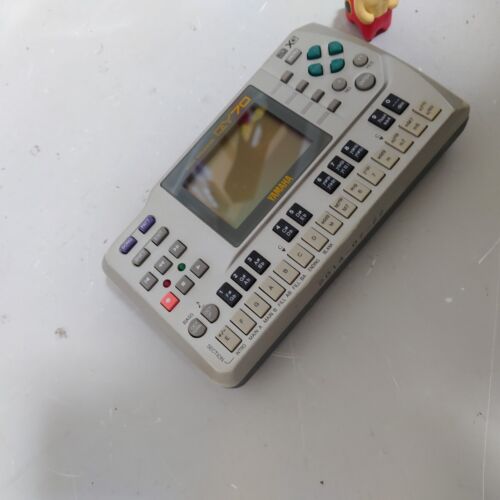 Yamaha QY70 Music Sequencer Rhythm Machine batteria bassa spedizione gratuita japan - Foto 3 di 4