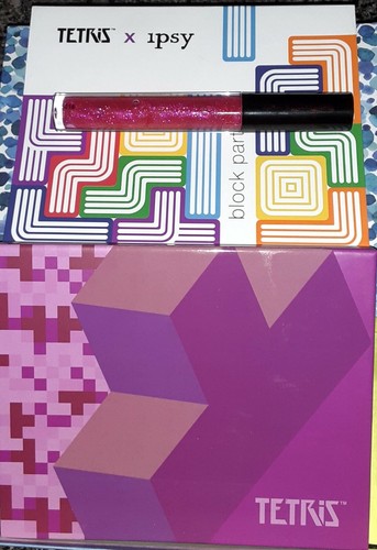 Tetris×Ipsy Block Party Eyeshadow Palette & Betty Boop×Ipsy Shimmer Lip Gloss - Picture 5 of 11
