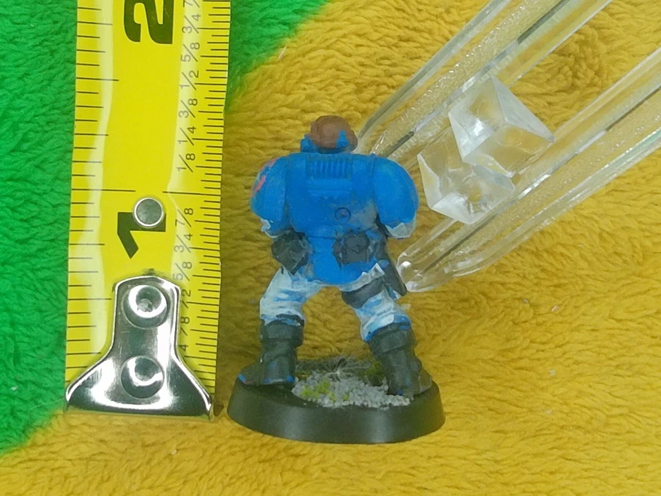 Estatuilla miniatura pintada a medida de ciencia ficción marina espacial 40 mm Foto 4 de 4