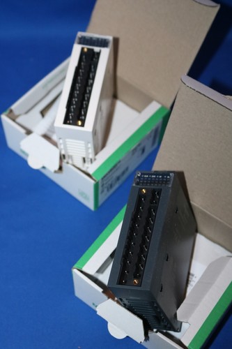 BMXAMO0410 X80 Isolat- SCHNEIDER ELECTRICisolated output module 4 outputs - Bild 6 von 8
