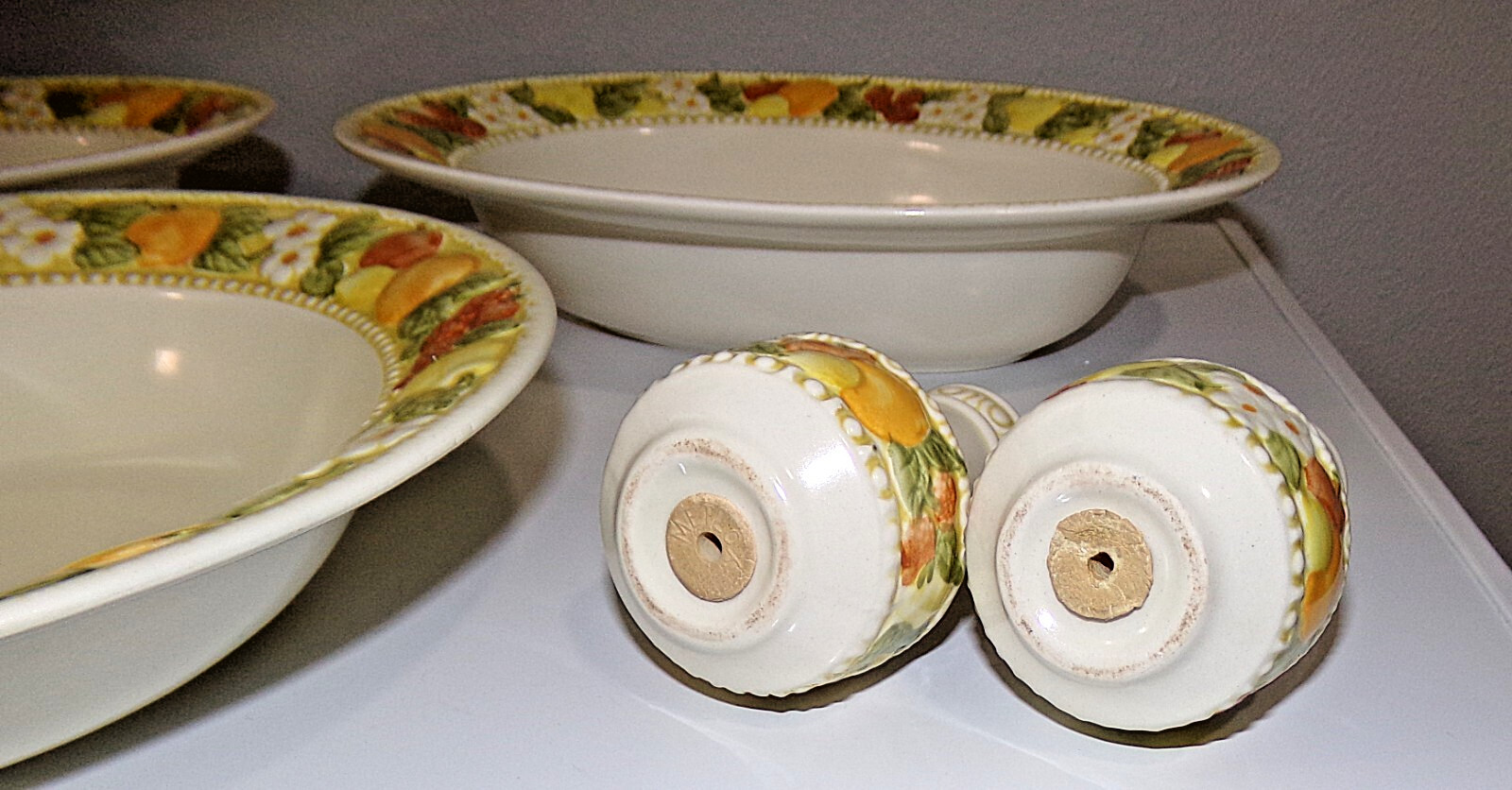 1965 Vintage Metlox Vernon Ware DELLA ROBBIA 3Pc Hostess Serving Bowls, S&P