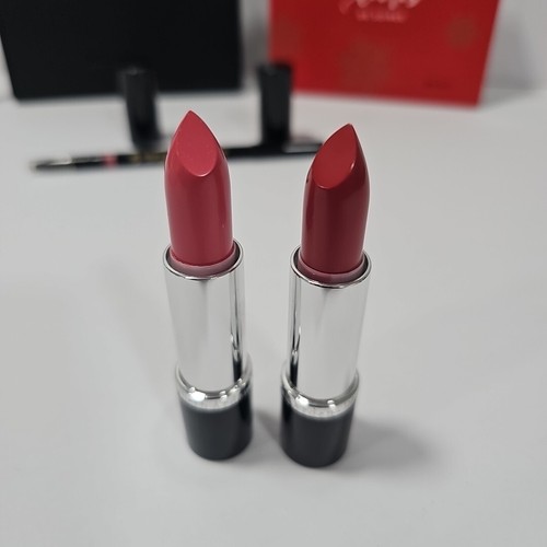 ELIZABETH ARDEN 4 Piece Party Ready Lips 2 Lipsticks/Lip Liner Set & Black Case - Picture 3 of 20