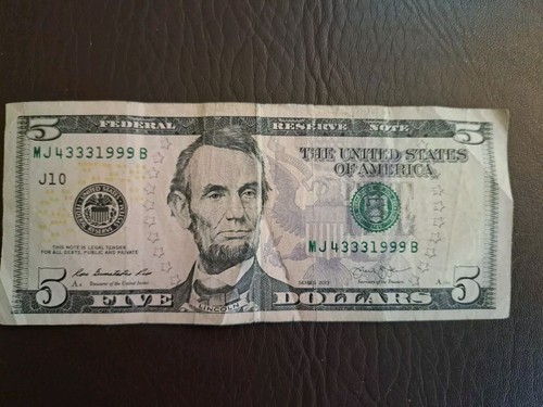 5 Dollar Note Fansy Note With Very Cool Serial Number - Picture 1 of 4