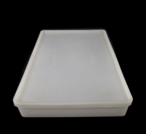 Vintage Republic Freezette 7" x 10" Food Storage Container - Picture 7 of 13