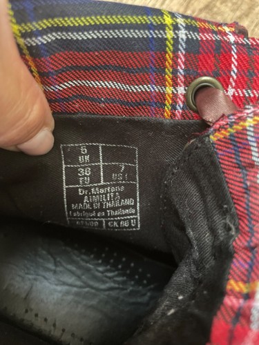 Doc Martens Boots Gr. 38 rot Karo Schnürstiefel neu - Bild 5 von 18