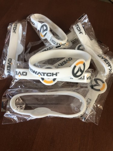 OVERWATCH (2016) Official Blizzard Entertainment Video Game Promotional Bracelet - Picture 3 of 3