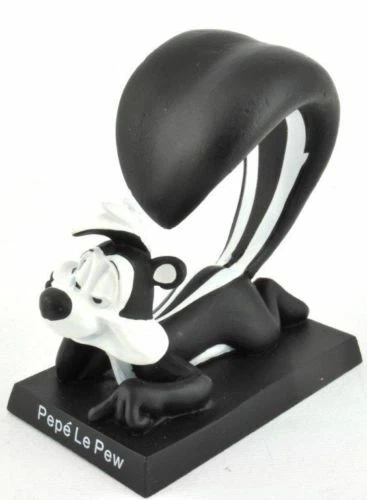 FIGURINE WARNER BROS. LOONEY TUNES PEPE LE PUTOIS