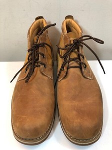 tie chukka boots