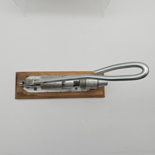 Reed’s Rocket Nut Cracker R-300 w/ Original Box 1950s Little Rock, AR USA VTG - Picture 2 of 16