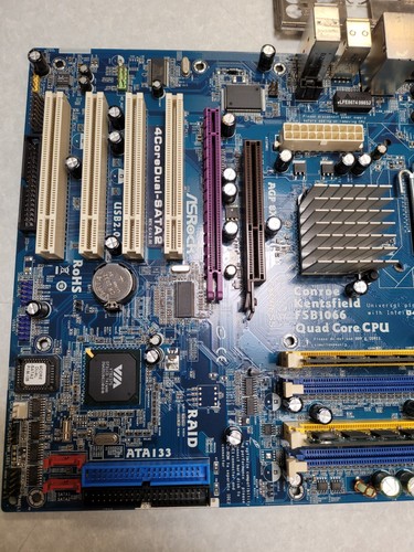 Mainboard ASRock 4CoreDual-SATA2 Sockel 775, Intel Core 2 Duo E7400, 2GB DDR2 - Bild 2 von 5