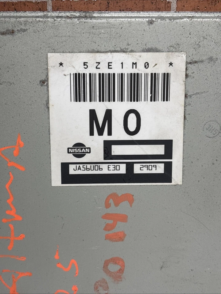Nissan Altima JA56U06 E30 2003, JA56U06E30 módulo de control del motor ECU, OEM Foto 2 de 4