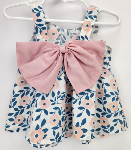 Huzhou HD Baby Mädchen rosa & blau hübsches Blumen Sommerkleid rosa Schleife 3-6M sanft gebraucht - Bild 1 von 7