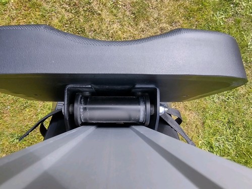 Pure Design VR-1 Water Resistance Rowing Machine in Good Condition - Picture 9 of 24
