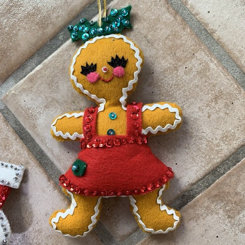 Vintage Christmas Handmade Gingerbread House Couple Felt Sequins - Picture 4 of 6