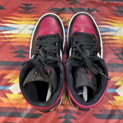 Nike Air Jordan 1 Mid “Bred Toe” Mens Size 8 Black Red White 554724-066 Shoes - Picture 6 of 20