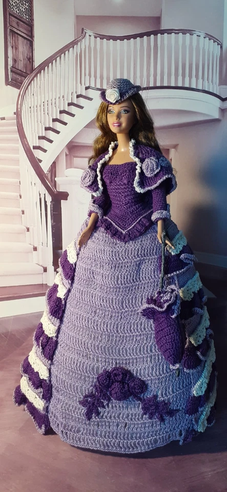 Muñeca Barbie cama/vestidor ganchillo hecha a mano.💜 Foto 2 de 4