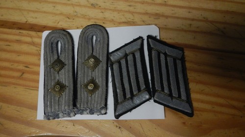 Schulterklappen und Kragenspiegel Hauptmann Pionier schwarz unterlegt Wehrmacht