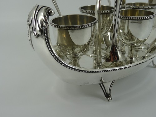 HANDSOME LARGE GEORGE V SOLID STERLING SILVER EGG CUP CRUET SET SHEFFIELD 1920 - Picture 9 of 23