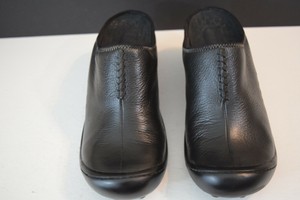 Privo-By-Clarks-Black-Leather-Clogs-Slip-On-Shoes-Women-039-s-Size-9-5-M