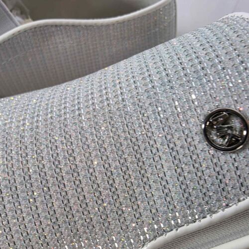 Michael Kors MK cuenta con un Plateado, Brillante Mujer 6.5 / Niña 5 NUEVO Zapatos - Imagen 3 de 9