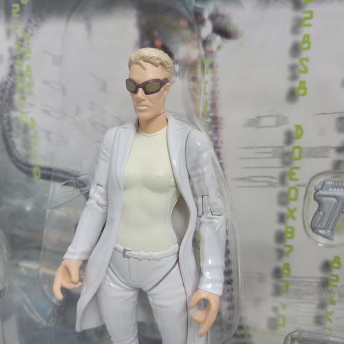 The Matrix Switch Action Figure Belinda McClory WB Toy N2 Toys 1999 - Picture 2 of 7